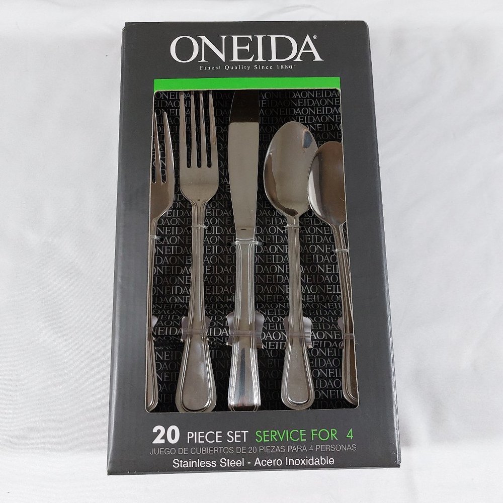 Oneida Hollis 20 PC Silverware Set